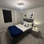 Luxury Modern Apartment